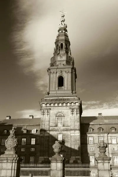 Christiansborg Palace in Copenhagen — Stock Photo, Image