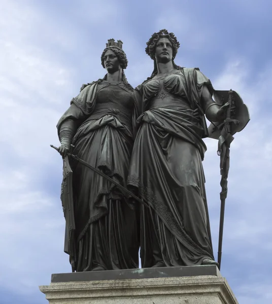 Heykel İsviçre kalan katılmadan Cenevre