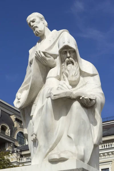 Пам'ятник Святого Кирила і Мефодія — стокове фото
