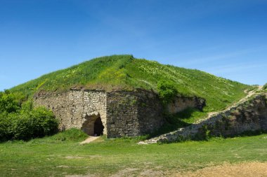 Kamyanets-Podilsky kalesinin tahkimatları, Ukrayna