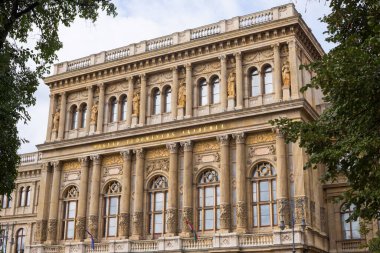 Macaristan 'ın Budapeşte kentinde Macar Bilimler Akademisi' nin inşası