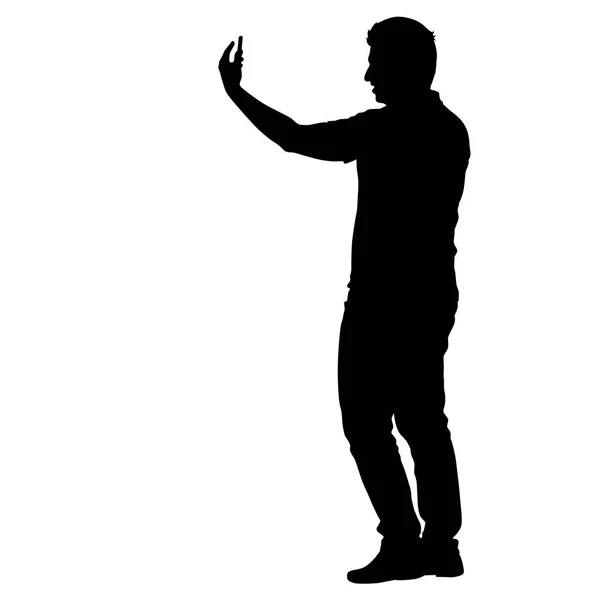 Silhuetter man tar selfie med smartphone på vit bakgrund — Stock vektor