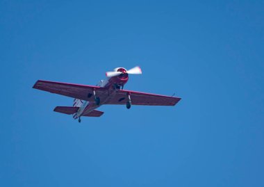 Moskova Rusya Zhukovsky Havaalanı 31 Ağustos 2019: Aerobatik uçak Yak-52 Uluslararası Havacılık Salonu MAKS-2019.