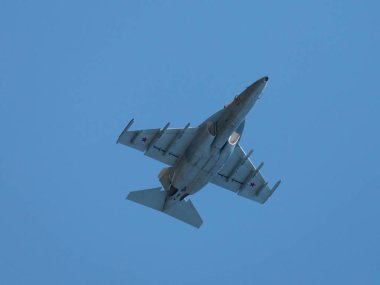 Moskova Rusya Zhukovsky Havaalanı 31 Ağustos 2019: Uluslararası Uzay Salonu MAKS-2019 'un akrobatik yak-130 gösteri uçuşu.