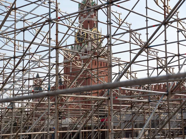 Moscú Rusia Ago 2018 Torre Spasskaya Fondo Andamios —  Fotos de Stock