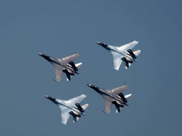 モスクワロシアZhukovsky飛行場31 8月2019 国際航空宇宙サロンのSu 30飛行機の航空宇宙チーム Falcons Russia Maks 2019 — ストック写真