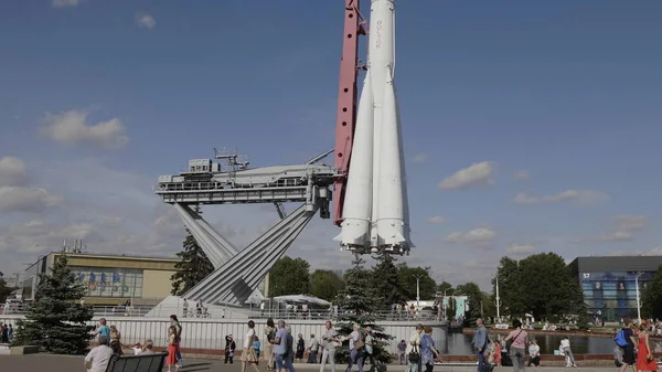 Moscow Russia April 2019 Πύραυλος Booster Vostok Στο Περίπτερο Space — Φωτογραφία Αρχείου