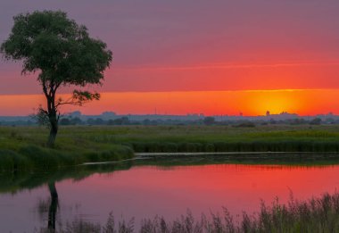 Kızıl günbatımı