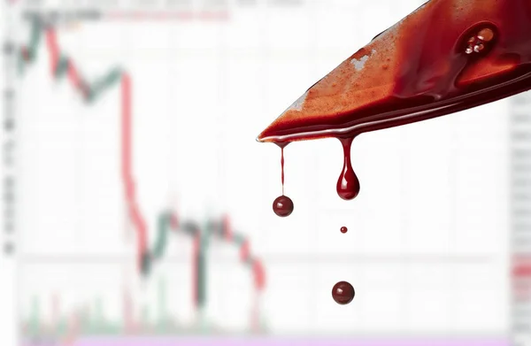 Conceito Crítica Financeira Faca Sangrenta Sobre Diminuição Gráfico Ações Com — Fotografia de Stock