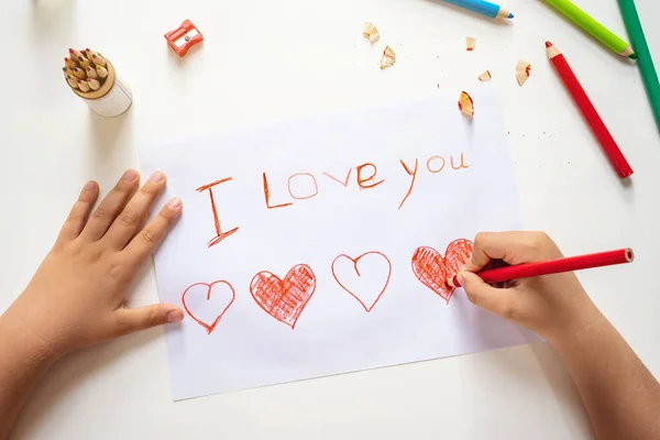 Wysoki Kąt Widzenia Dzieci Ręce Rysunek Kocham Cię Podpisać Papierze — Zdjęcie stockowe