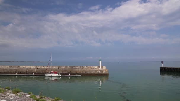 Il de Re harbor Franciaország Atlanti-óceán partján — Stock videók