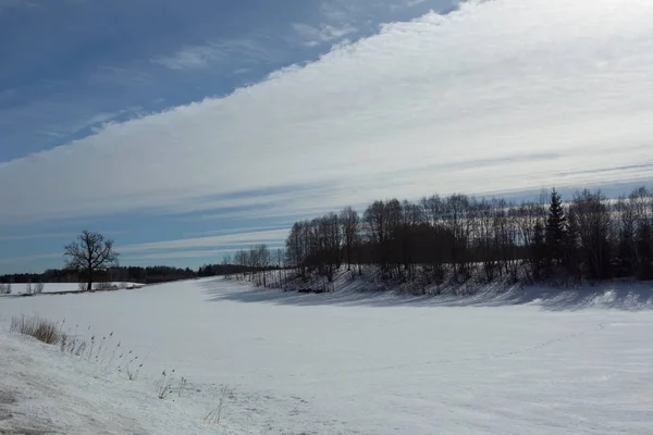 Życie polarne rosyjska zima zimny dzień — Zdjęcie stockowe