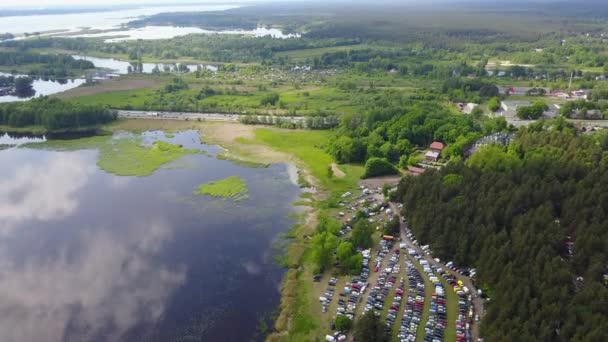 Lago di Riga Aereo drone vista dall'alto 4K UHD video Lettonia Brivdabas Muzejs — Video Stock