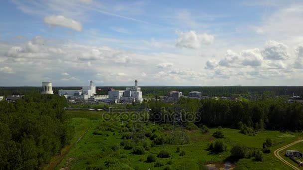 Vista aérea de Riga TEC-2 Central eléctrica drone vista superior 4K UHD video — Vídeos de Stock