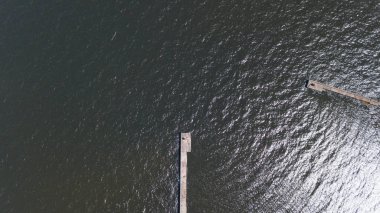 Kırsal dron üstten görünüm Roja Letonya Hava görünümünü liman