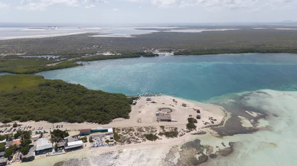 Bonaire isla mar Caribe laguna de windsurf Sorobon aérea drone vista superior — Foto de Stock
