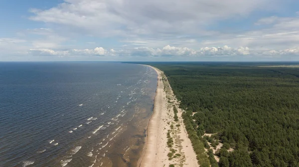 Vecaki Lettország Balti tengerparti légi drone top — Stock Fotó