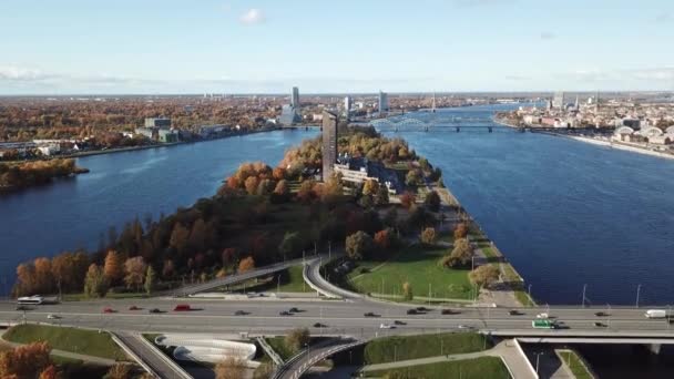 Riga Lettonie Daugava île de Zakusala Drone aérien vue de dessus  
