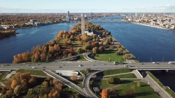 Riga Lettonie Daugava île de Zakusala Drone aérien vue de dessus  