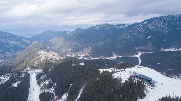 Ośrodek Narciarski Słowacja Jasna Góra Antenowe Drone Widok Góry — Zdjęcie stockowe