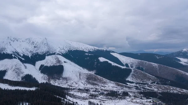 Kayak Merkezi Jasna Slovakya Dağ Hava Dron Üstten Görünüm — Stok fotoğraf