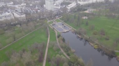 London Hyde Park İngiltere'de İngiltere dron üstten görünüm 4k Uhd video havadan görünümü