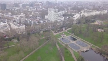 London Hyde Park İngiltere'de İngiltere dron üstten görünüm 4k Uhd video havadan görünümü