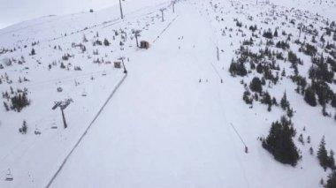 kar dağ Slovakya Kayak Kış Jasna Europa hava dron Üstten Görünüm