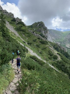 Güzel dağ manzaraları tırmanıyor Zakopane Polonya 'da yürüyüş yapıyor Slovakya Tatry