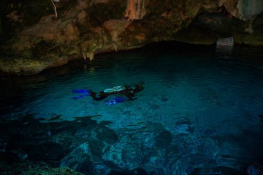 Cenote Dos Ojos