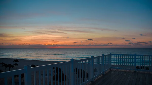 カリブの海の夜明け — ストック写真