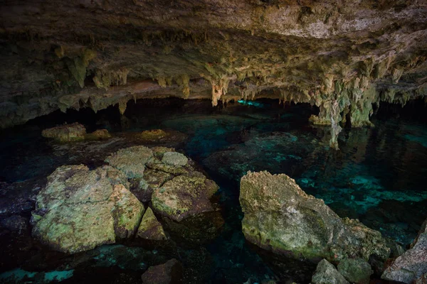 Cenote Dos Ojos — Stockfoto