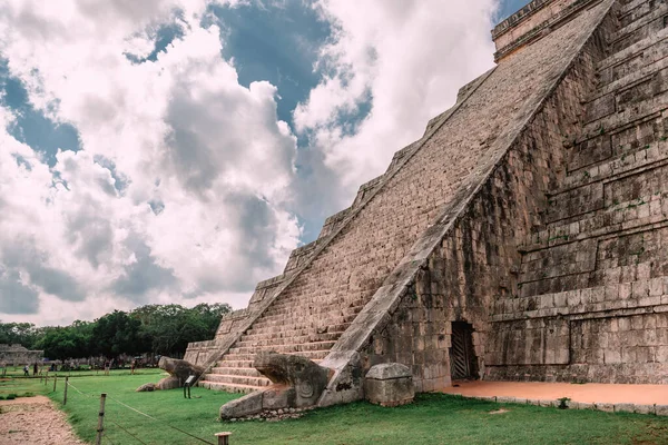 Ruínas Antiga Civilização Maia Chichen Itza — Fotografia de Stock