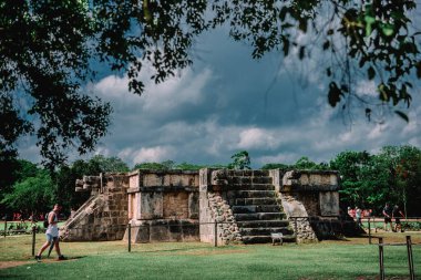 Chichen Itza 'daki antik Maya uygarlığının kalıntıları..