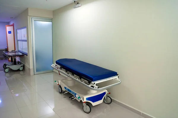 Patient Bed Pathway Hospital Wheelchairs Waiting Patient Services — Stock Photo, Image