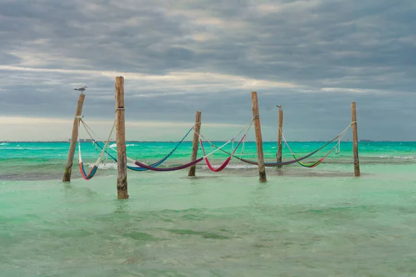 Hangmatten Hangen Aan Palen Het Caribisch Gebied — Stockfoto