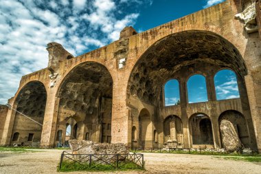 maxentius ve Konstantin, Roma Bazilikası