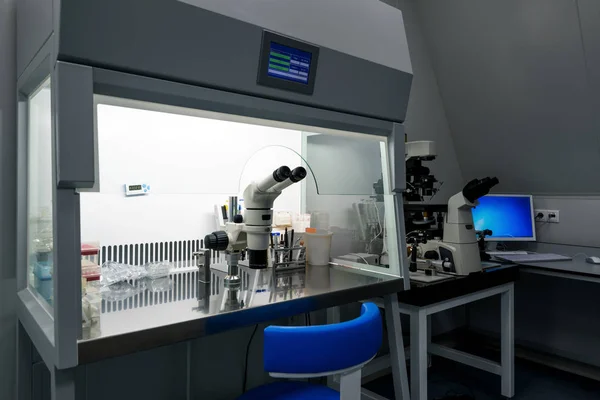 Equipment for research in a medical laboratory — Stock Photo, Image