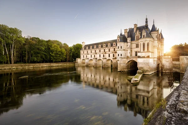 Castillo Chateau de Chenonceau al atardecer, Francia — Foto de Stock