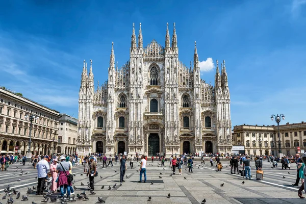 Milano Katedrali'ne (Duomo di Milano), İtalya