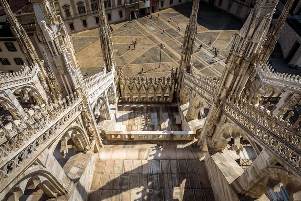 O terraço do Duomo de Milão — Fotografia de Stock