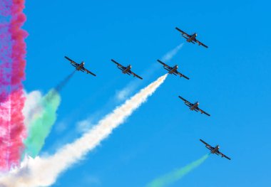 Akrobasi görüntüleme ekibinden Maks-2017 itibariyle Birleşik Arap Emirlikleri