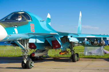 Rus bombardıman Sukhoi Su-34, Maks-2017