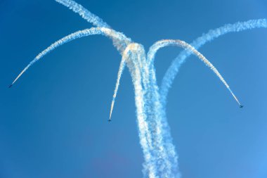 Akrobasi görüntüleme ekibinden Maks-2017 itibariyle Birleşik Arap Emirlikleri