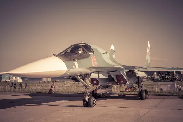 Caça-bombardeiro russo Sukhoi Su-34 — Fotografia de Stock