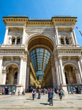 Milano 'daki Galleria Vittorio Emanuele II