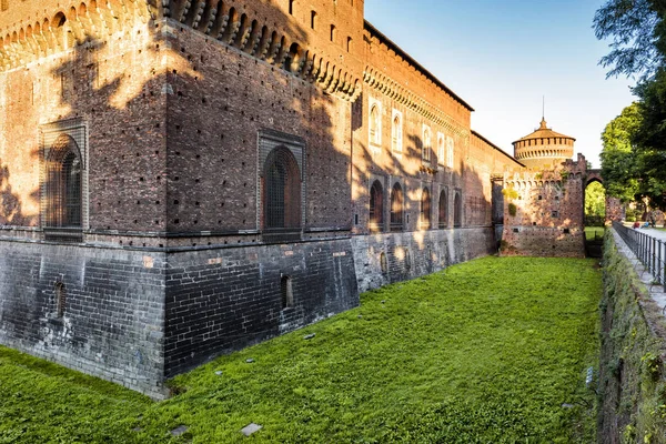 Castel Sforzów w Mediolanie, Włochy — Zdjęcie stockowe