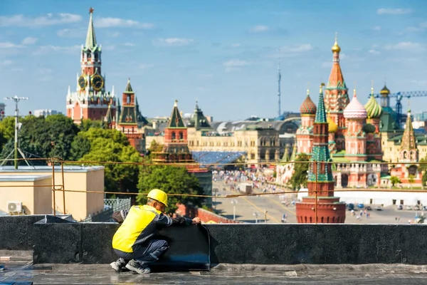 Construção urbana moderna no centro de Moscou — Fotografia de Stock