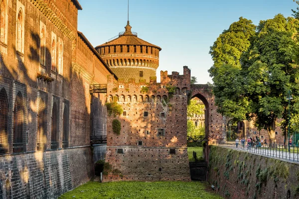 Sforza Castel en Milán, Italia — Foto de Stock