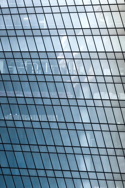 Detalle de la arquitectura del edificio moderno exterior —  Fotos de Stock